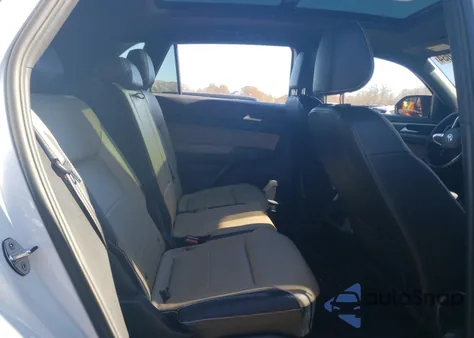 2022 Volkswagen Atlas Cross Sport Sel R-Line z USA, uszkodzony, nr VIN 1V2SE2CAXNC222396